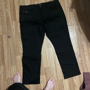 Men's Slim Black Jeans 42x30, New Benjamin Black. Original price $68